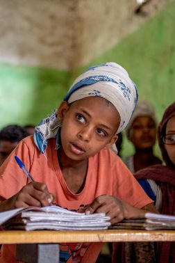 Ekema, a 13-year-old student at Wolencho Primary School in Ethiopia, was identified with symptoms of Trachoma during a school screening. With the help of CBM&#039;s partner GTM Hospital, Ekema received timely intervention.